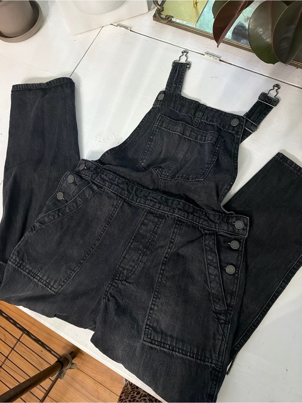 GAP Black Women's Denim Overalls with Adjustable Buckle Straps - Picture 3 of 6